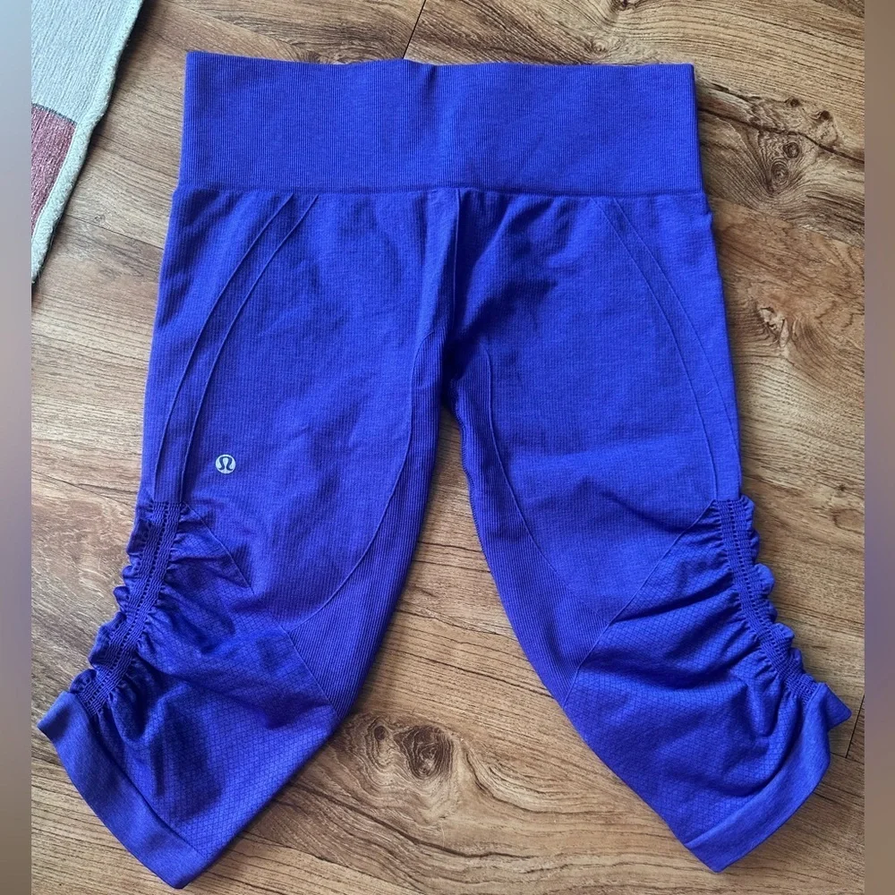 Lululemon In the Flow II Crop Leggings. Bright Purple. Size 10. Like New. - Picture 7 of 8